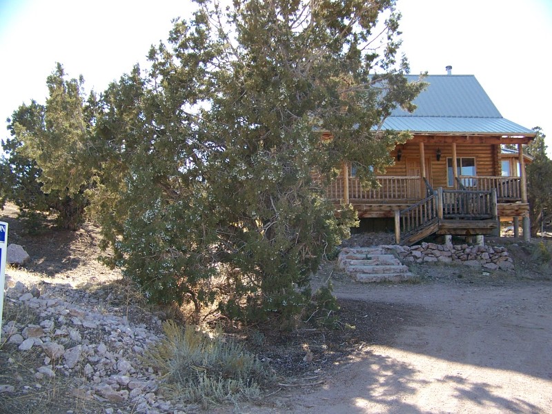 Cabin for sale west of Cedar City